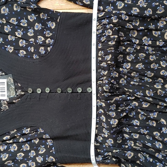 Ecote Pia Button-Waist Romper - Picture 11 of 11